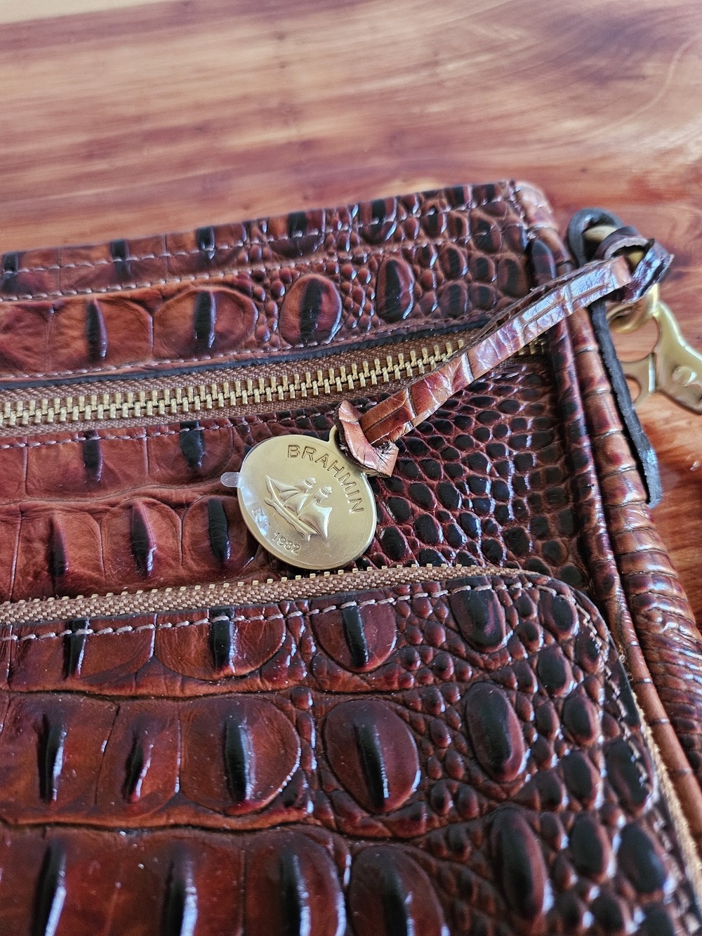Brahmin Melbourne Brown Embossed Leather Crossbody Messenger Organizer Bag - Picture 3 of 9